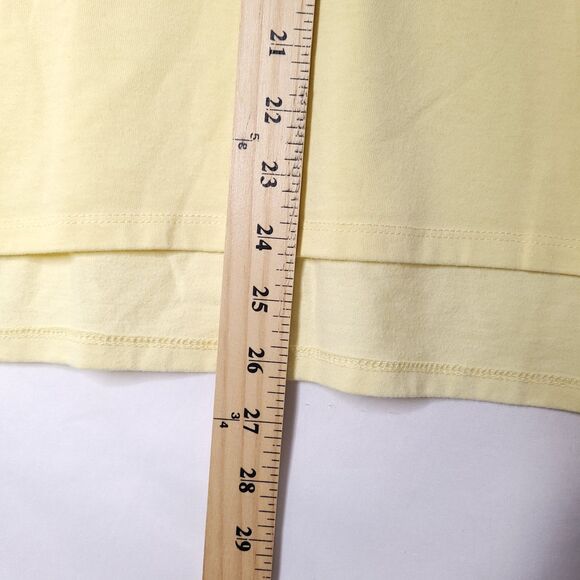 Winnie The Pooh T Shirt Medium Yellow Crochet Flower Eeyore Tigger - Picture 6 of 11